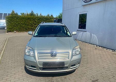 Toyota Avensis Kombi 1.8 Sol Klimaautomatik PDC Euro 4