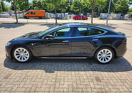 Tesla Model S 100D mit Garantie