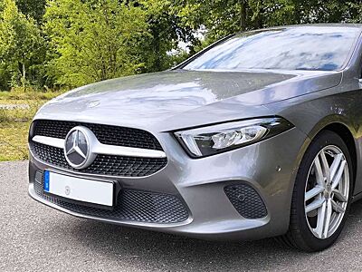 Mercedes-Benz A 180 A 180 d 7G-DCT
