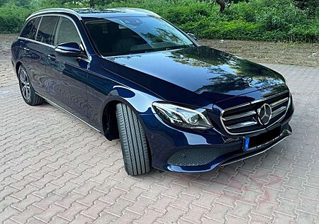 Mercedes-Benz E 220 E220 d T, Avantgarde, 9G, Burmester Soundsystem,