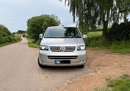 VW T5 Multivan Volkswagen Trendline