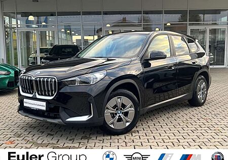 BMW iX1 xDrive 30 AD Navi DA adLED Fernlichtass. Parkass.