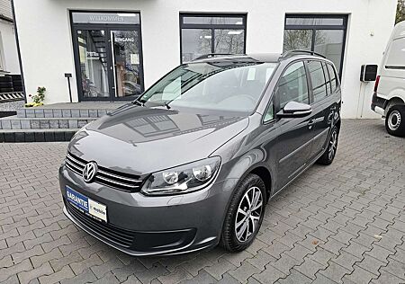 VW Touran Volkswagen 1.6 TDI Trendline NAVI AHK 7-SItzer PDC