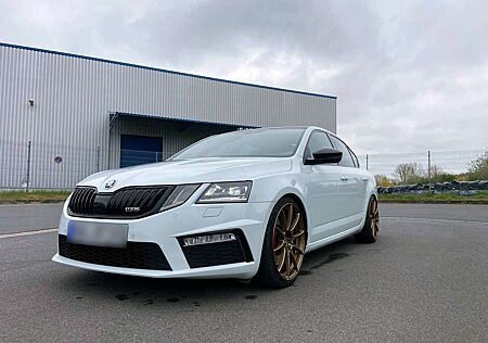 Skoda Octavia 2.0 TSI DSG RS 245