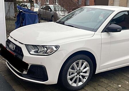 Audi A1 25 TFSI advanced