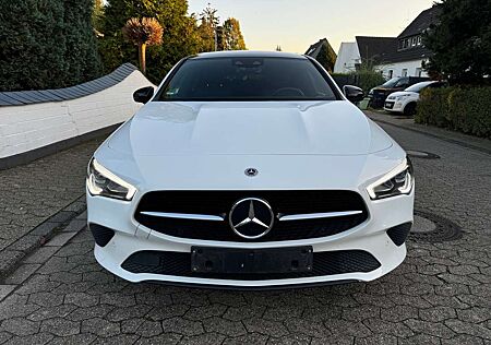 Mercedes-Benz CLA 220 d WIDESCREEN PANORAMA BURMESTER NIGHTPAKET