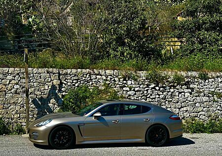Porsche Panamera 4S PDK