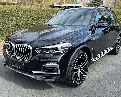 BMW X5 xDrive 30d xLine M-Lenkrad+ShadowLine,ACC AHK
