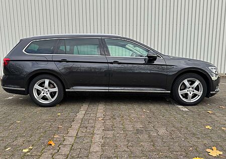 VW Passat Variant Volkswagen Highline / unfallfrei - 1.8TSI *PANO/NAVI/AHK/BMT*