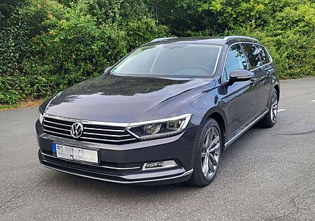 VW Passat Variant Volkswagen 2.0 TDI SCR DSG Highline