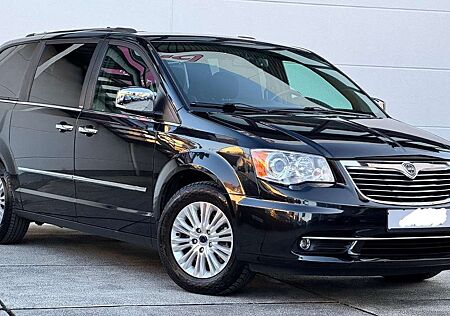Lancia Voyager Platinum AHK Standheizung!