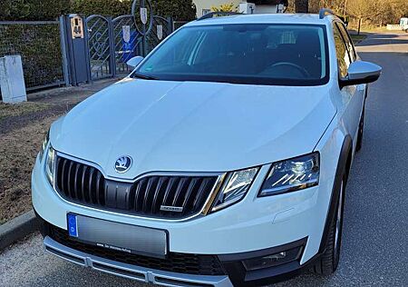 Skoda Octavia Combi 2.0 TDI 4x4 DSG Scout