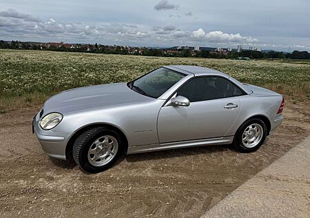 Mercedes-Benz SLK 200