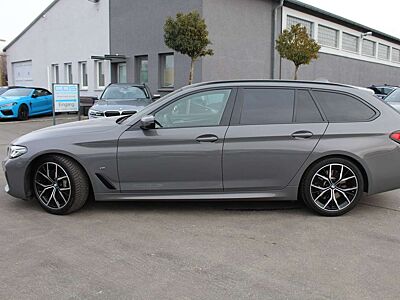BMW 540 d Tour. xDrive M Sportpaket +Panorama.+DAB+AHK+H&K