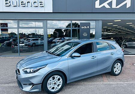 Kia Cee'd Ceed / Ceed 1.5 T-GDI 48V 140 PS DCT Ultimate Edition