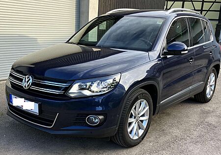 VW Tiguan Volkswagen Lounge Sport & Style