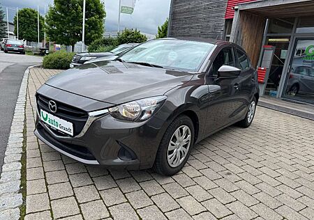 Mazda 2 Lim. Center-Line