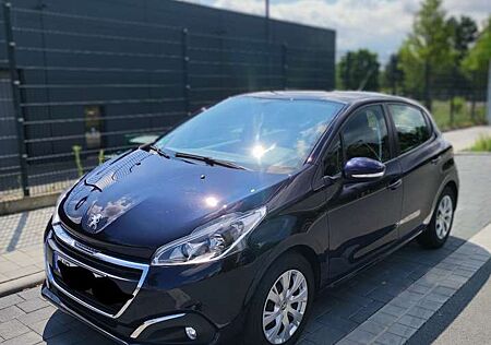 Peugeot 208 Active