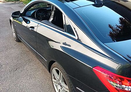 Mercedes-Benz E 350 CGI Coupe BlueEFFICIENCY 7G-TRONIC Avantgarde