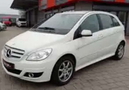 Mercedes-Benz B 180 (245.232) mit Lamellendach, SHZG, TÜV11/26
