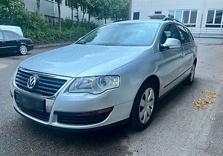 VW Passat Variant Volkswagen Trendline