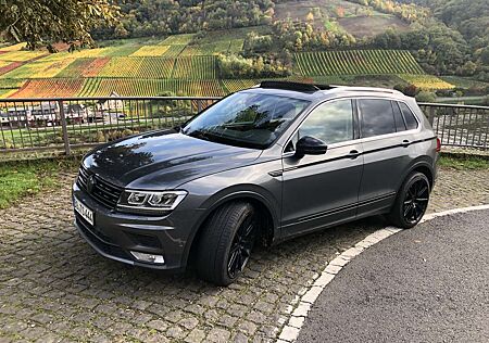 VW Tiguan Volkswagen 2.0 TDI SCR 4Motion BlueMotion Technology Highline