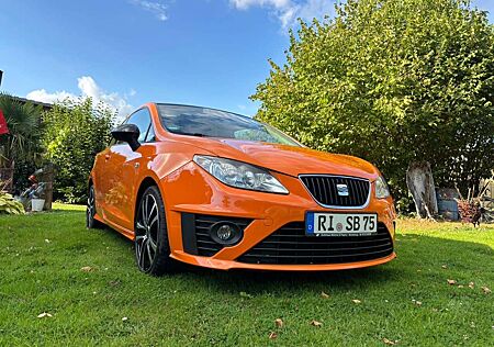 Seat Ibiza SC 1.6 16V Color Edition Lumina Orange