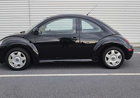 VW New Beetle Volkswagen 2.0i Klima+Alu+Sitzheizung 1-Hand USA/MexicoModell