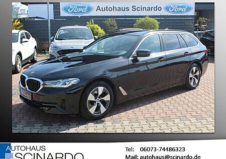 BMW 520 dA Touring *HUD*LASER*LIVE COCKPIT*ACC*RFK