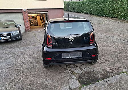 VW Up Volkswagen ! 3-Türer black
