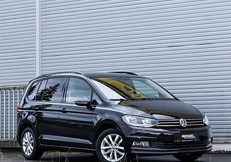 VW Touran Volkswagen 1.6 TDI*7-SITZE*NAVI*TEMP*3-ZONEN*SHZ*