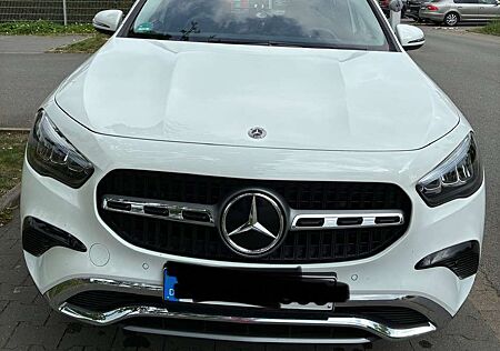 Mercedes-Benz GLA 200 7G-DCT Progressive Line Advanced