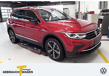 VW Tiguan Volkswagen 2,0 TDI MOVE PANO AHK NAVI KAMERA