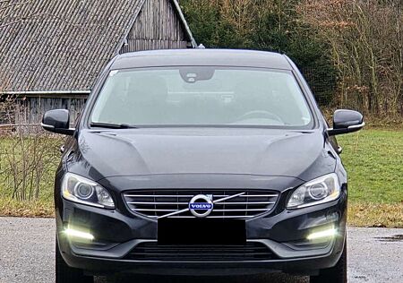 Volvo S60 DRIVe Powershift Kinetic