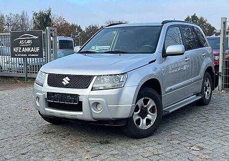 Suzuki Grand Vitara 2.0 Club 4x4*Klima*AHK*Euro4