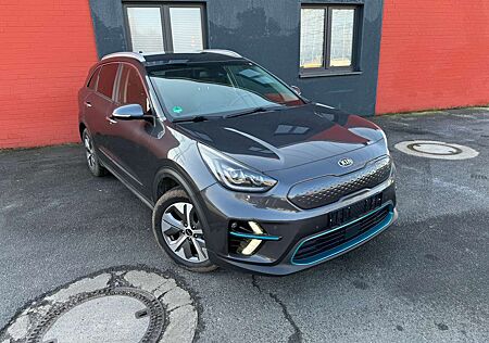 Kia Niro e- ExecutiveLine 64 KWh Full