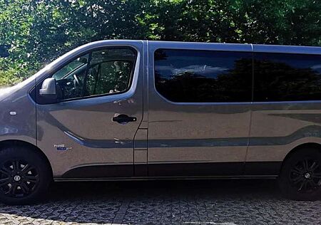 Fiat Talento L2H1 1,2t Family (M1)TÜV NEU/ AHK /9 Sitzer