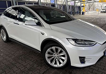 Tesla Model X Maximale Reichweite