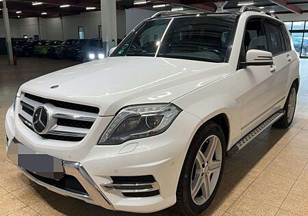Mercedes-Benz GLK 220 4Matic AMG*Distronic+*Pano*AHK*Bi-Xenon