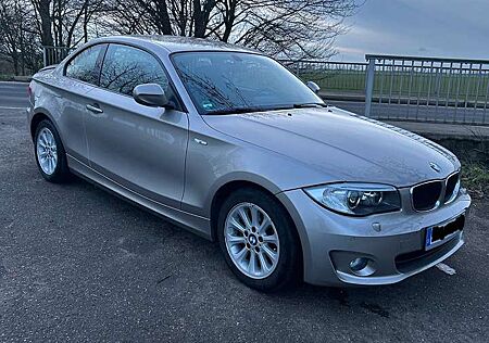 BMW 120i 120 Coupe Aut. 55.300km