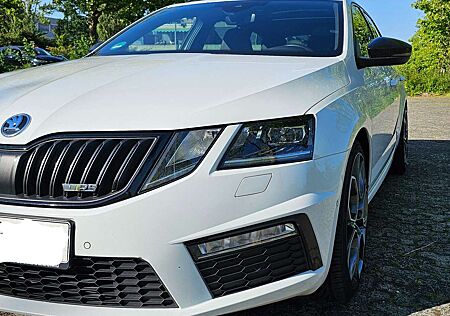 Skoda Octavia III Combi Diesel Combi 2.0 TDI RS