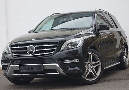 Mercedes-Benz ML 350 CDI BlueTec*AMG-Paket*DVD*Leder*Navi*Kamera*ALU 21