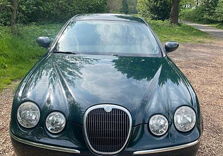 Jaguar S-Type 2.5 V6 Classic