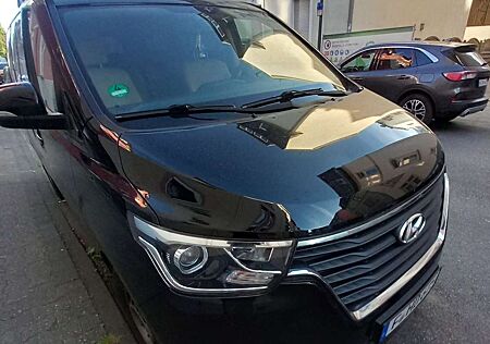 Hyundai H-1 2.5 CRDi Travel Premium