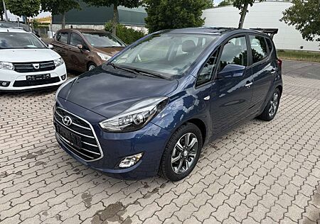 Hyundai iX20 blue Trend