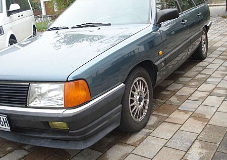 Audi 100 Avant quattro CS