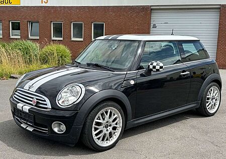 Mini Cooper 1.6 Benziner Sport/Panorama /