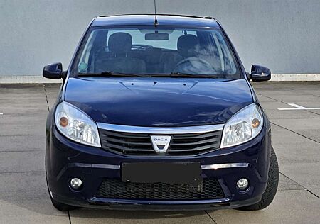 Dacia Sandero 1.6 MPI 90 Lauréate