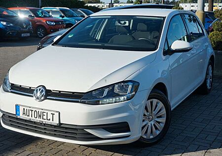 VW Golf Volkswagen 1.0 TSI Trendline