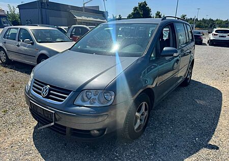 VW Touran Volkswagen 2.0 TDI Highline